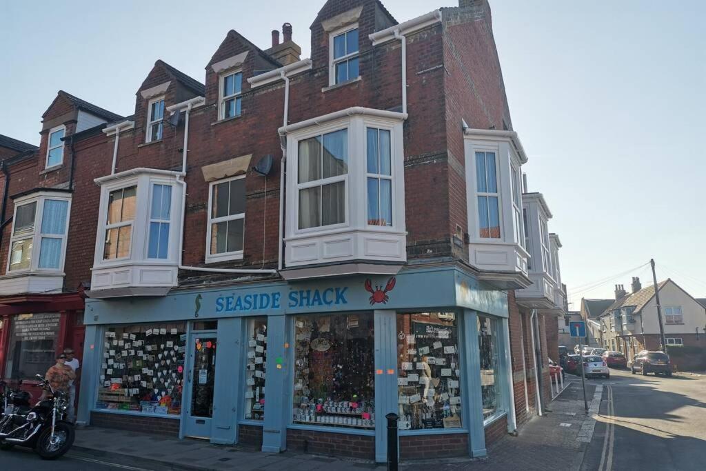 Bernards Hideout Cromer Exterior foto