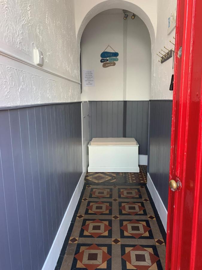 Bernards Hideout Cromer Exterior foto